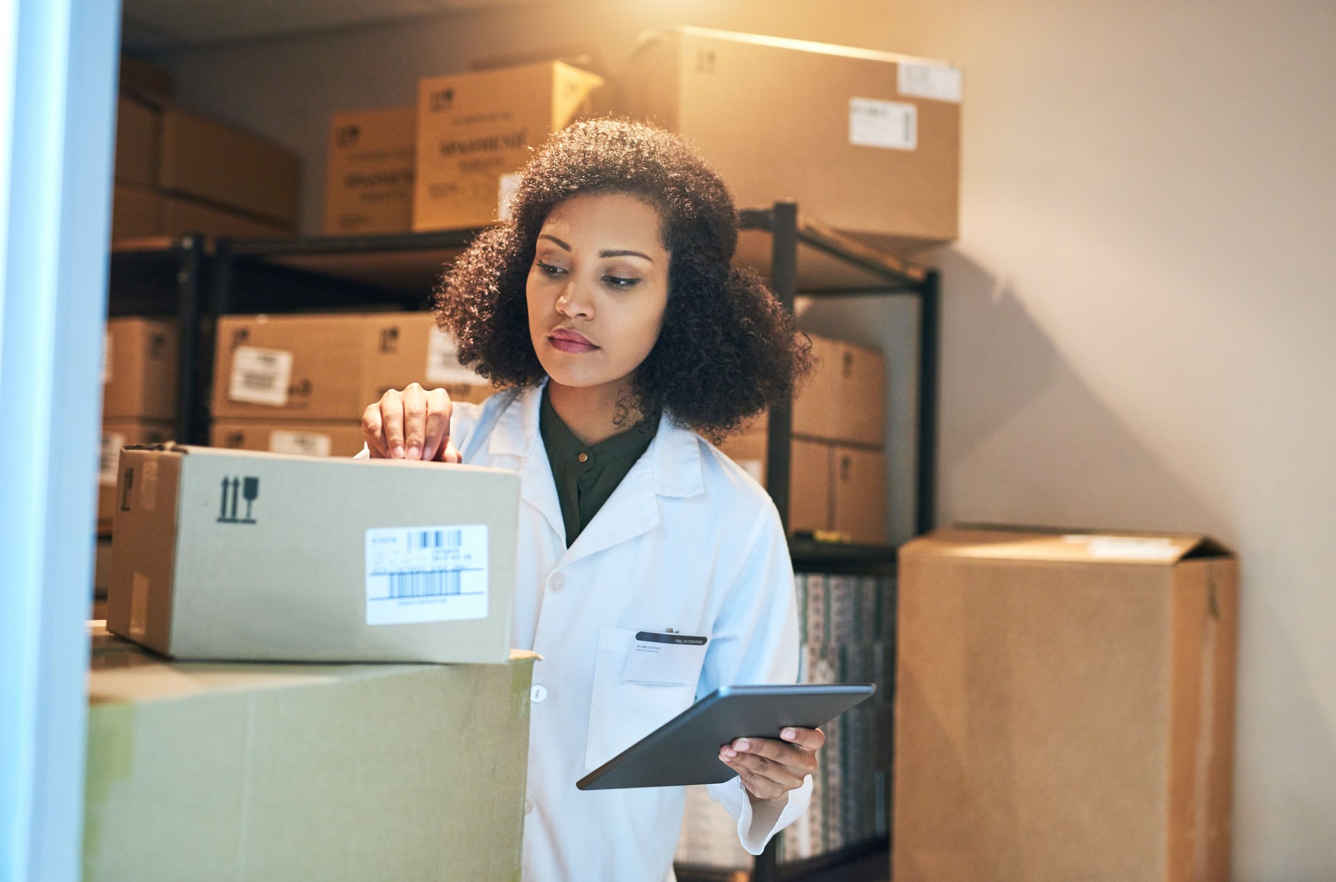Coordinating the stock control process with smart technology